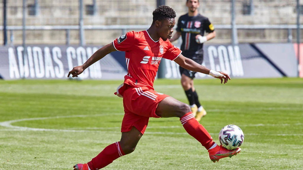 Ghanaian midfielder Christopher Scott is set to move to Hannover 96
