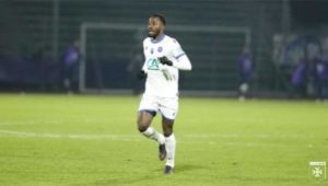 Auxerre manager Christophe Pélissier praises Elisha Owusu after impressive debut