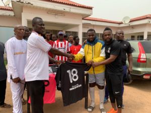 Former Ghana U20 star Mahatma Otoo makes donation to Ankaful Prison football team