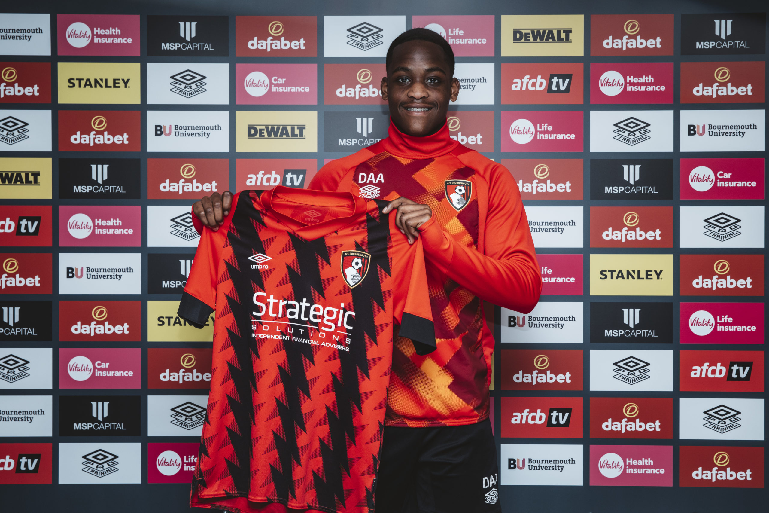 Ghanaian youngster Daniel Adu-Adjei signs first professional contract with Bournemouth