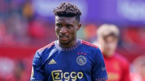 John Barnes urges Kudus Mohammed to stay at Ajax for one more year despite multiple interest