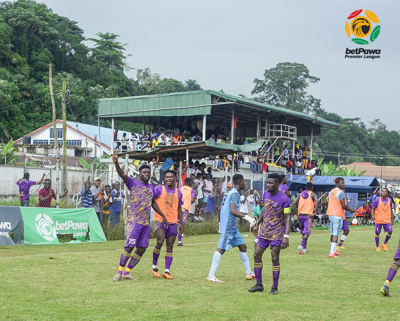 2022/23 Ghana Premier League Week 32: Medeama SC beat King Faisal 2-1 to stay top of league table