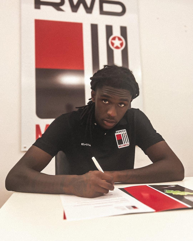 Belgian-Ghanaian youngster Pierre Dwomoh joins RWD Molenbeek on loan