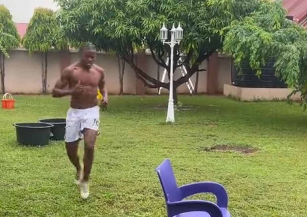 Abdul Fatawu Issahaku working hard to be fit for new season despite rumours of potential Sporting exit