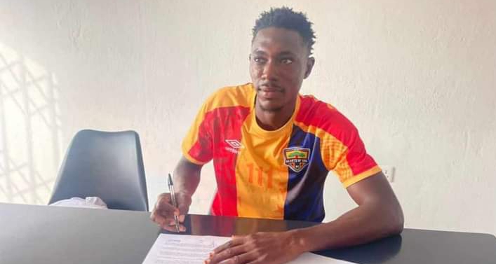 Hearts of Oak sign defender Kwaku Nsoh from Uncle T United