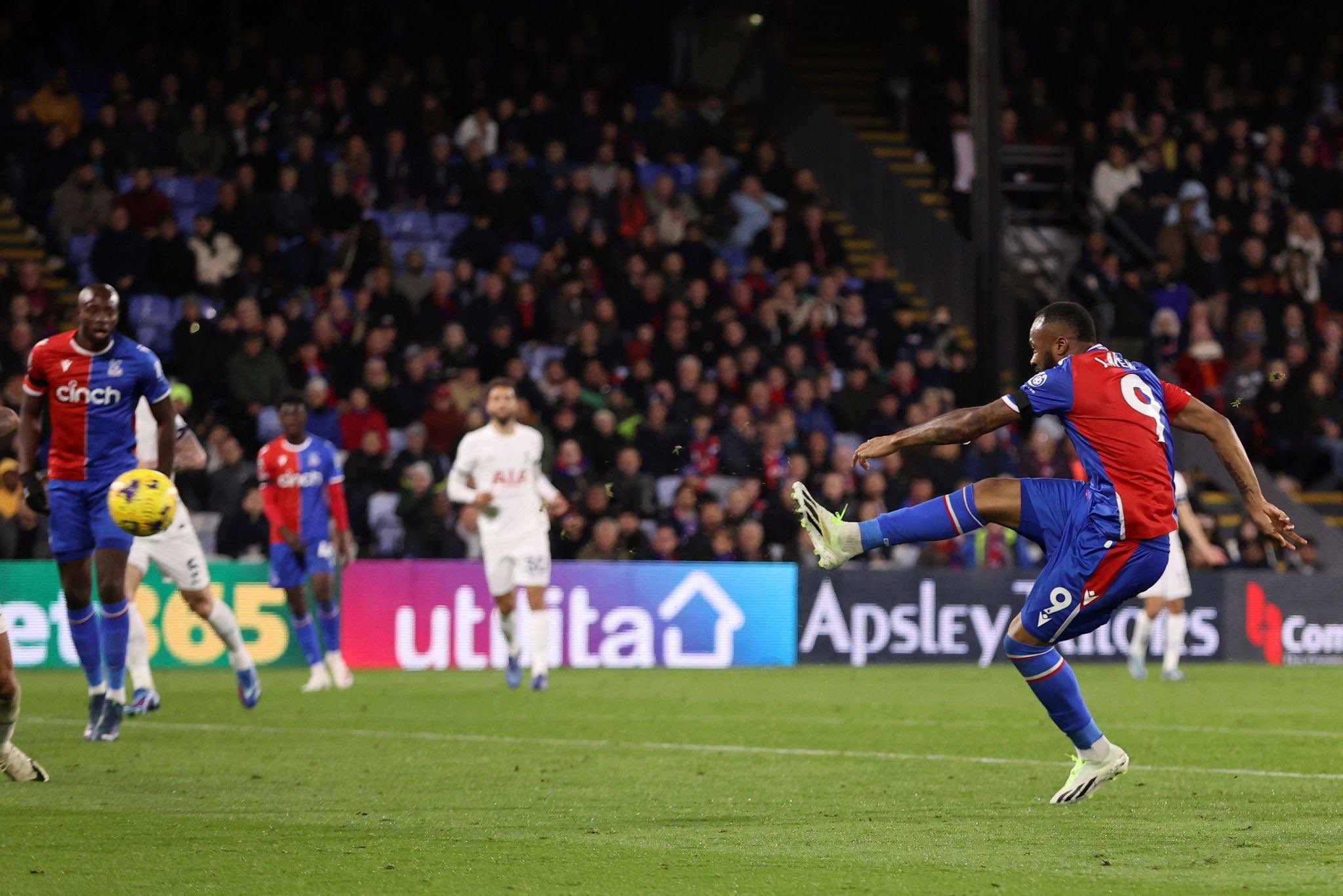 Jordan Ayew scores lovely volley for Crystal Palace in Tottenham defeat