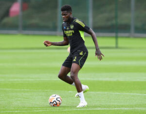 Ghana star Thomas Partey begins training with Arsenal after recovering from a groin injury