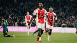 Brian Brobbey scores to save Ajax from defeat against Fortuna Sittard