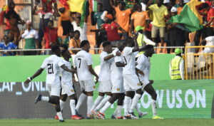2023 Africa Cup of Nations: Ten-man Guinea hold Cameroon to a 1-1 draw in Group C