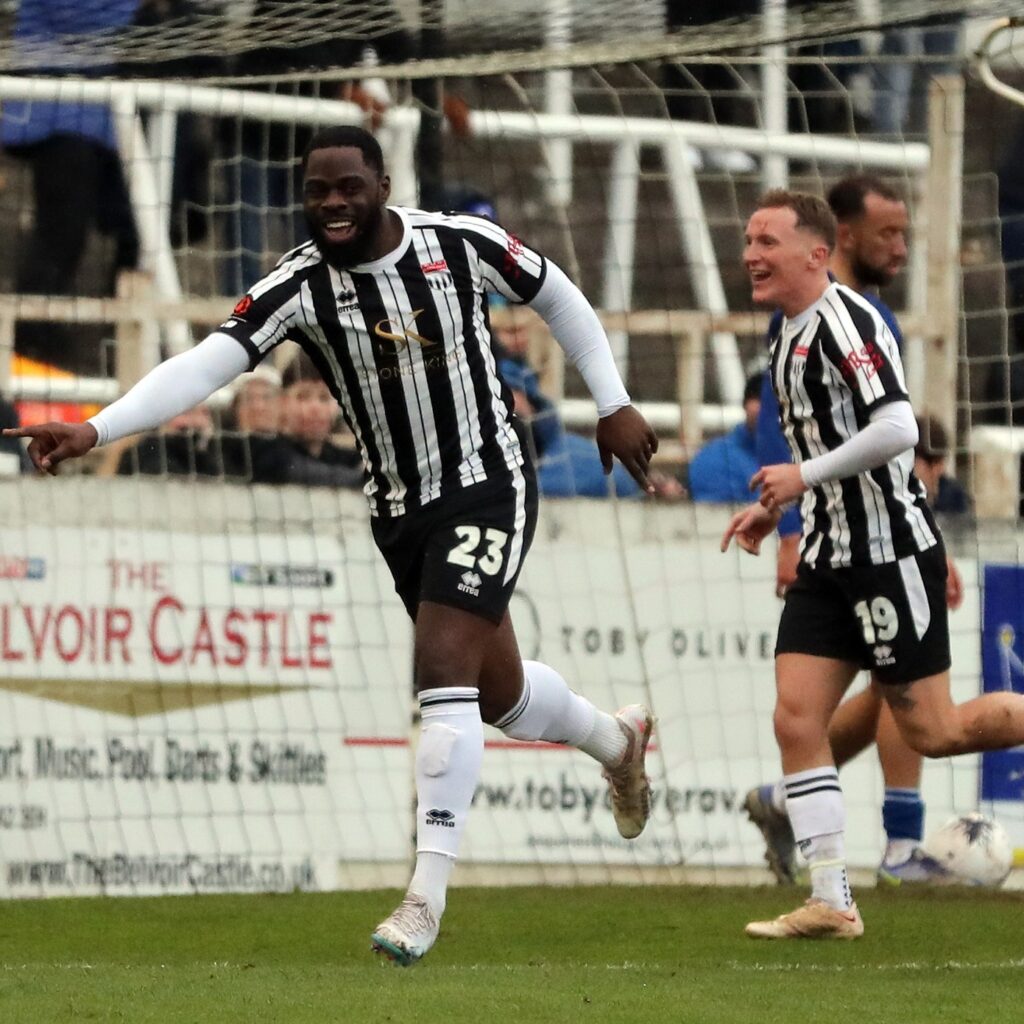 Ghanaian striker James Alabi scores for Bath City FC against St Albans