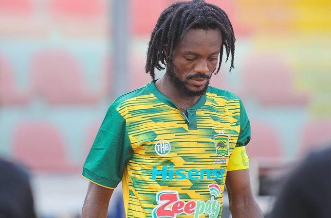 Asante Kotoko still locked in negotiations with Richmond Lamptey to renew his contract