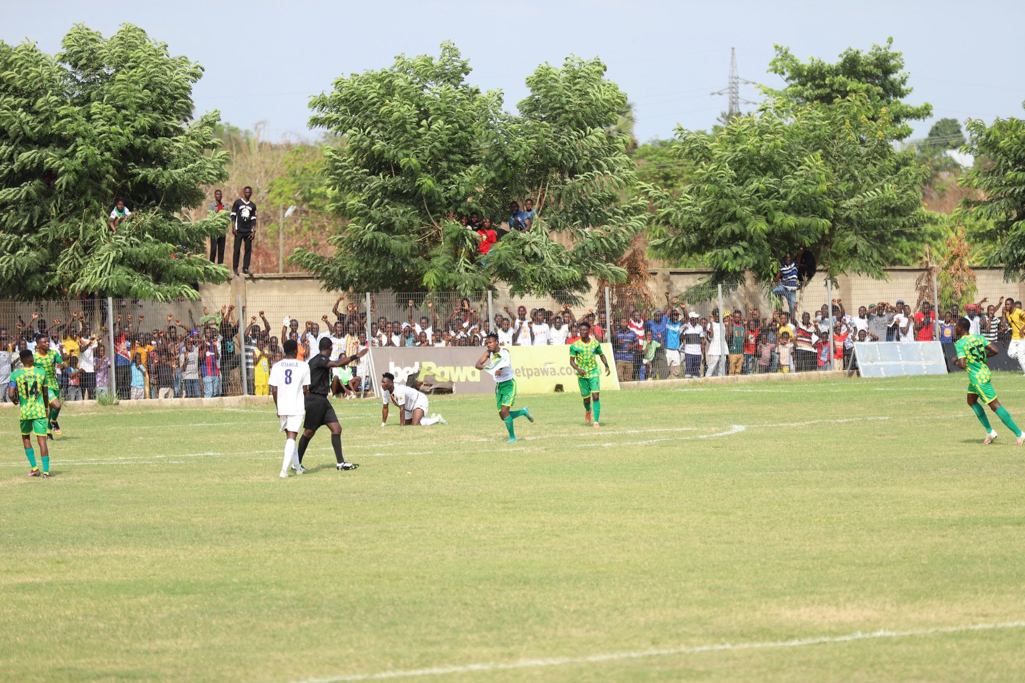 2023/24 Ghana Premier League week 19: Nsoatreman 1-2 Hearts of Oak - Report