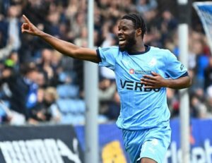 Ghanaian midfielder Ernest Agyiri provides an assist to help Randers to beat Vejle 2-1