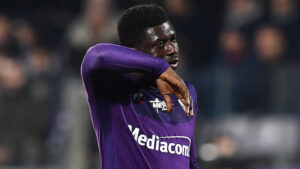 Heartbreak for Alfred Duncan and Fiorentina after defeat to Olympiacos in Conference League final