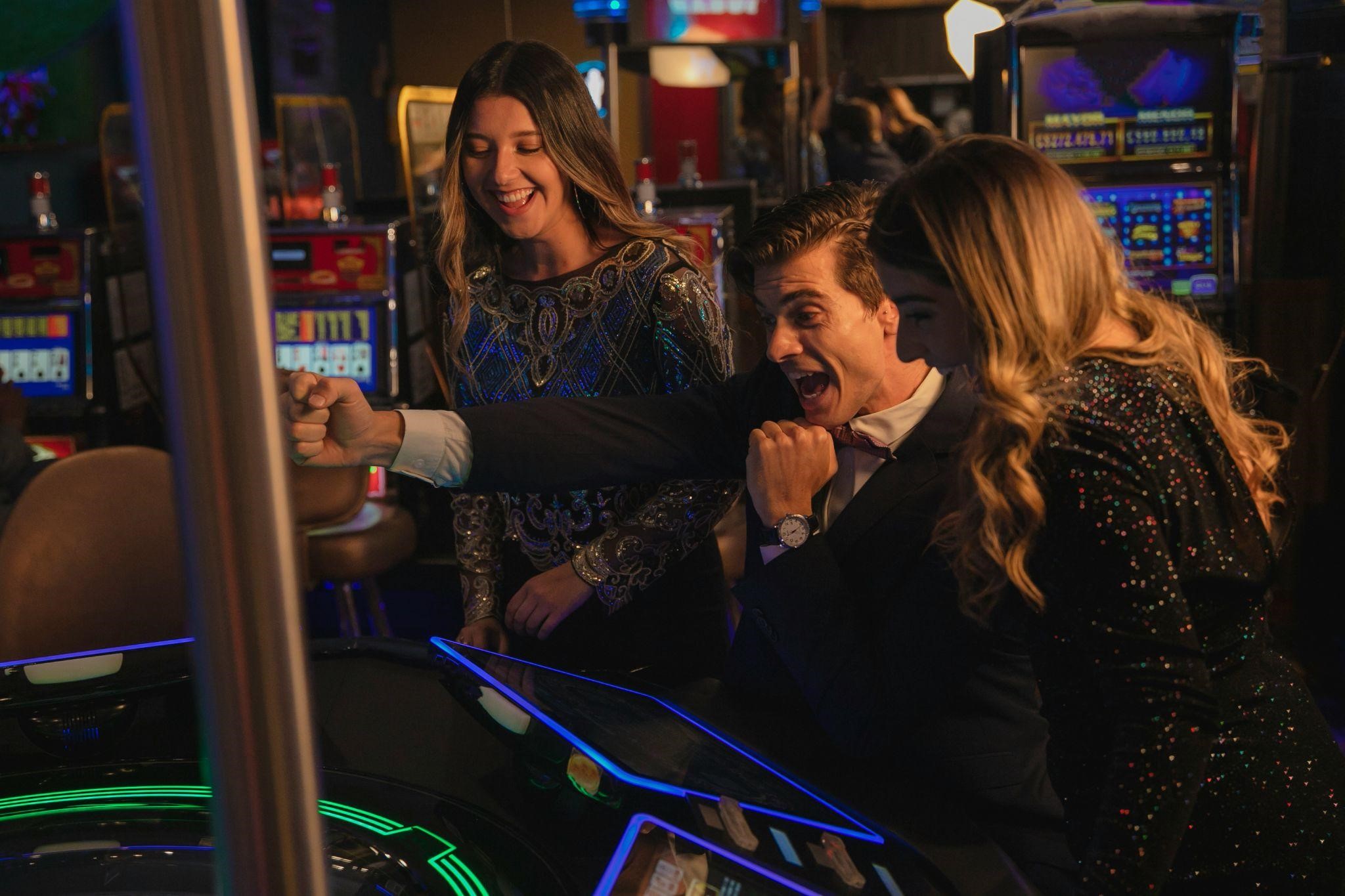 Local Casinos vs. International Platforms: Which One to Pick?