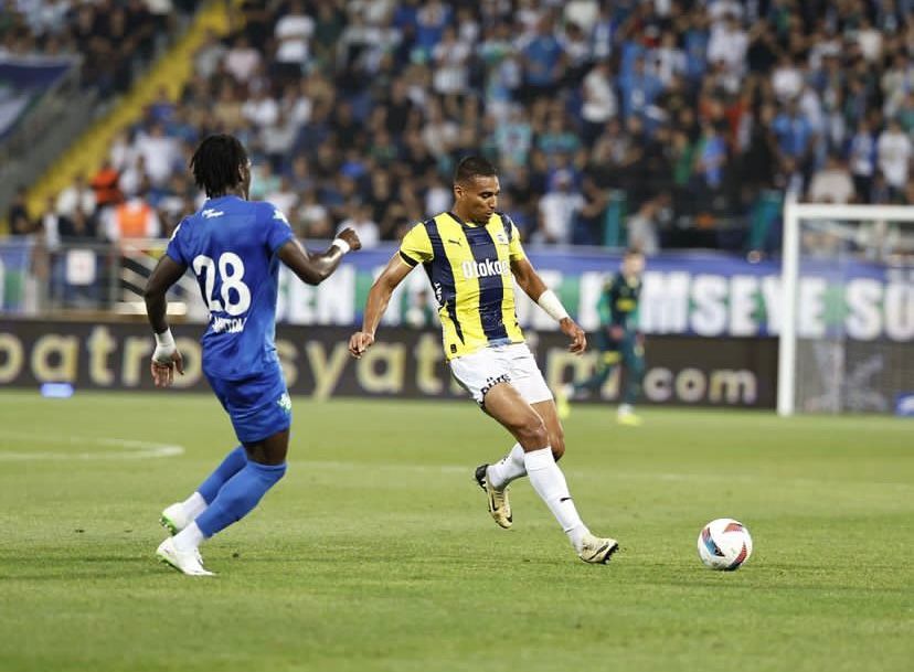 Ghana defender Alexander Djiku celebrates Fenerbahce’s emphatic win over Rizespor